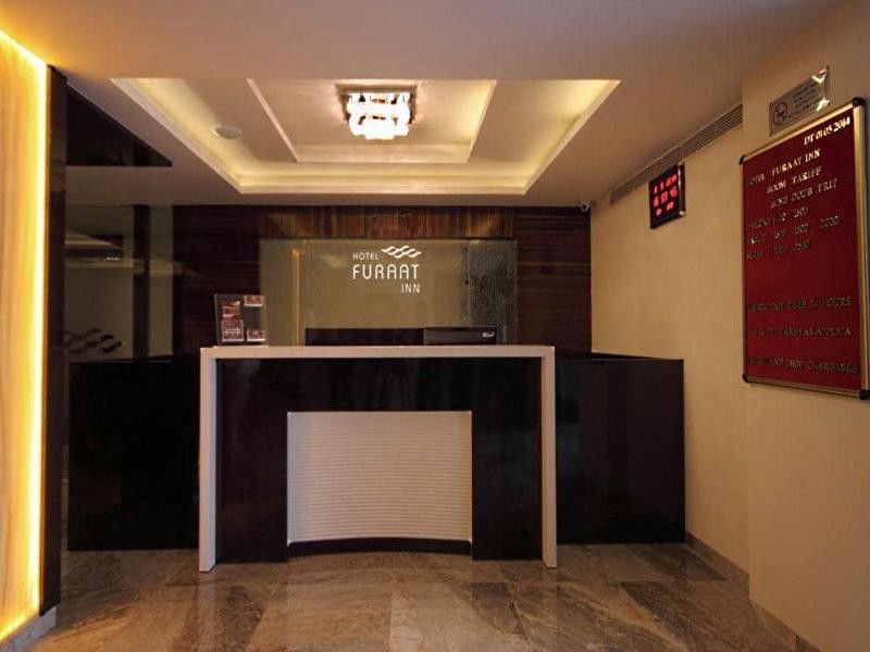 Hotel Ashray Inn Ahmedabad Exteriör bild